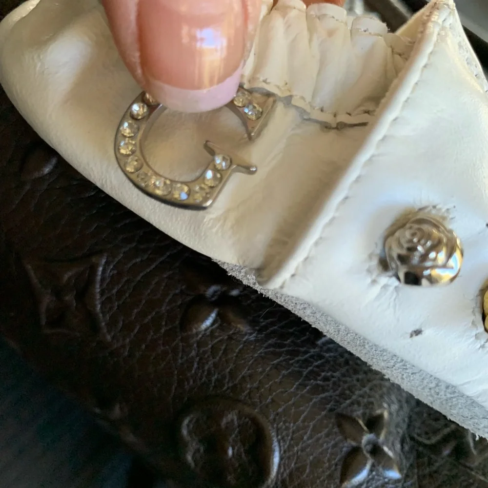 Baby Guess Gucci white leather shoes 0-6 months